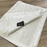 Louis Vuitton Monogram handdoek in crème
