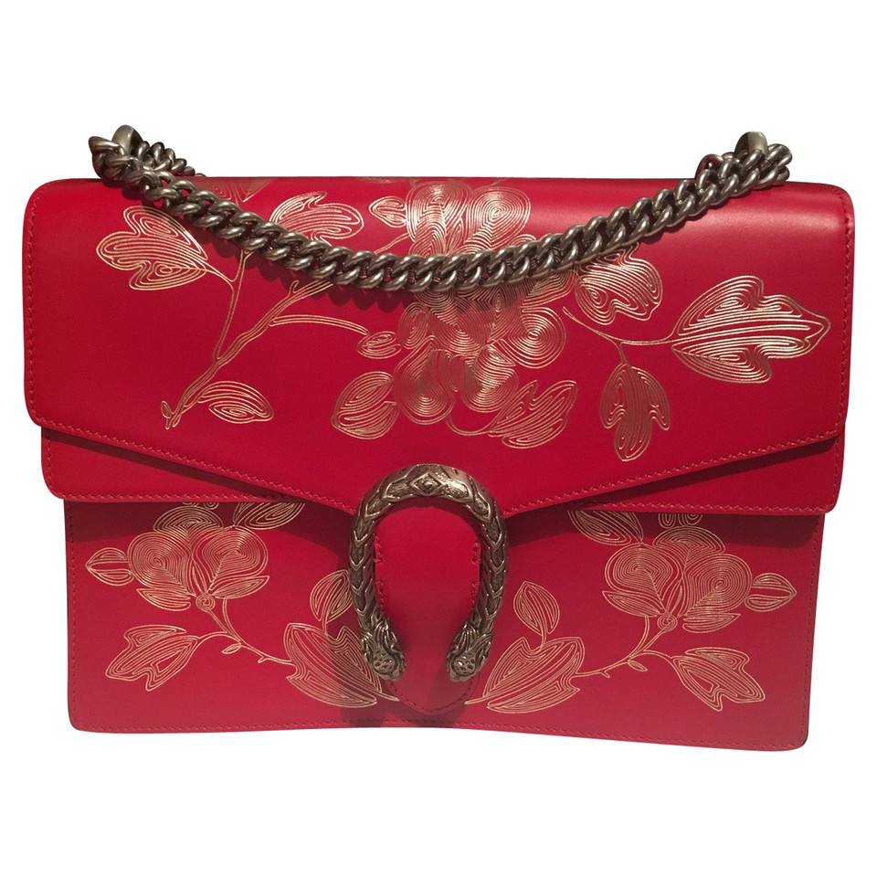 Gucci Dionysus Shoulder Bag in Pelle verniciata in Rosso