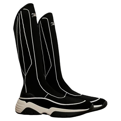 Longchamp Boots in Black