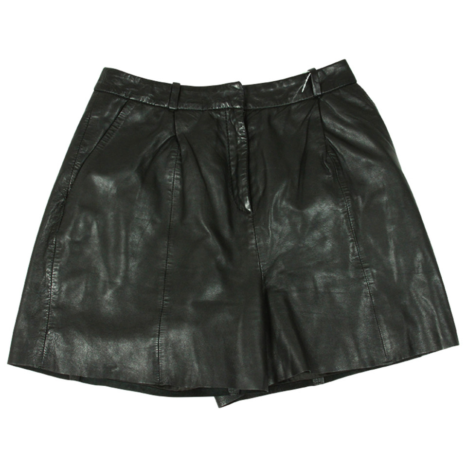 Muubaa Leren shorts in zwart