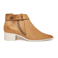 Designers Remix Stiefeletten in Beige