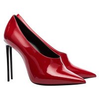 Saint Laurent Pumps/Peeptoes Lakleer in Rood