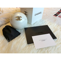 Chanel "Pearl Bag" en blanc