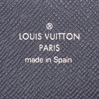 Louis Vuitton "Zippy Epi Leather"