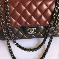 Chanel Classic Flap Bag Medium Leer in Bordeaux