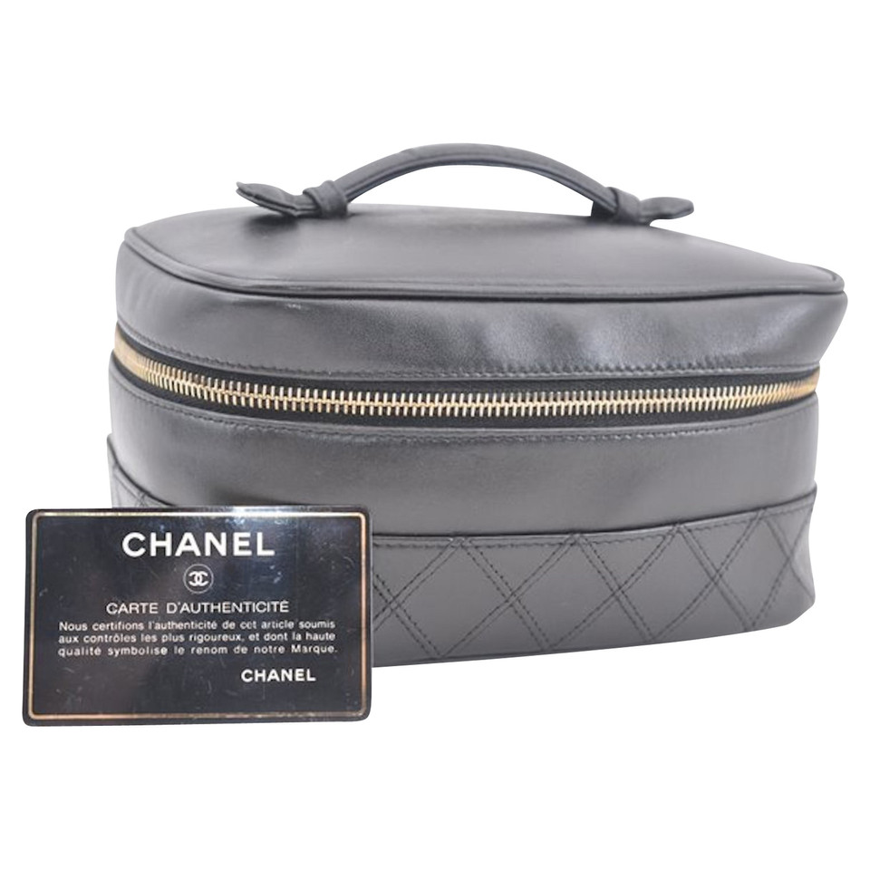 Chanel « Bolide » en noir