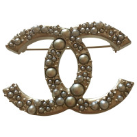 Chanel Goldfarbene Logo-Brosche