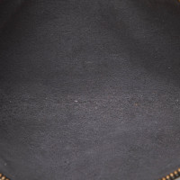 Louis Vuitton Pochette Mini Leather in Black