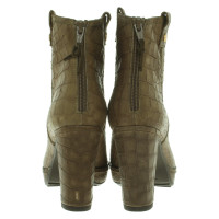 Stuart Weitzman Ankle boots in reptile look