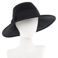 Tosca Blu Hat/Cap in Black