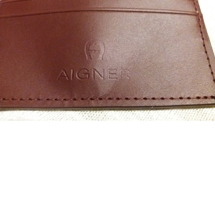 Aigner Bag/Purse Leather in Brown