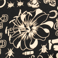 Gucci Foulard en soie en noir/blanc