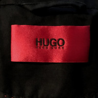 Hugo Boss Schwarzer Trenchcoat