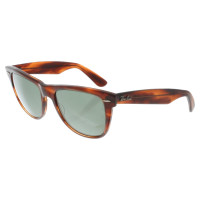 Ray Ban Sunglasses with pattern