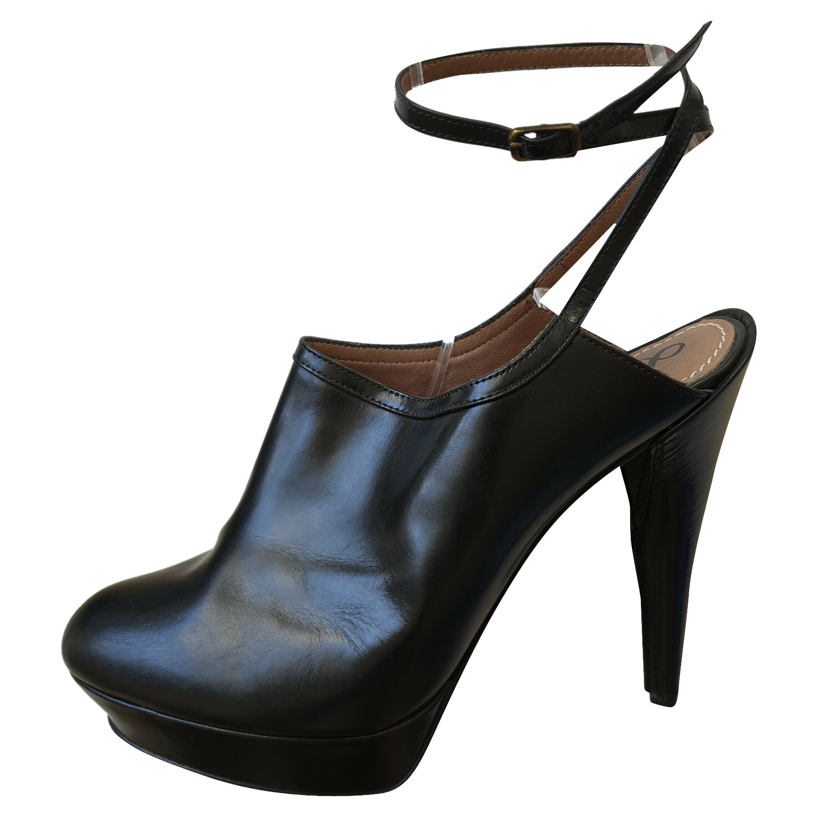Lanvin Pumps/Peeptoes Leather in Black - Second Hand Lanvin Pumps/Peeptoes  Leather in Black buy used for 135€ (4346186)