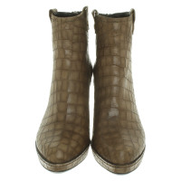 Stuart Weitzman Ankle boots in reptile look