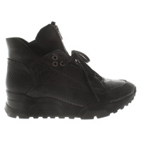 Ash Bottes en noir