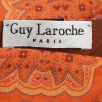 Guy Laroche Sjaal in oranje