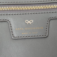 Anya Hindmarch Handtasche aus Leder in Grau