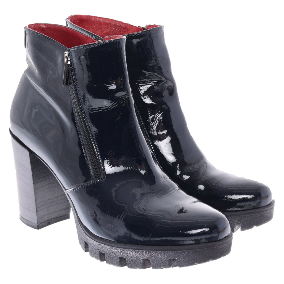Guido Maria Kretschmer Ankle boots Leather in Black