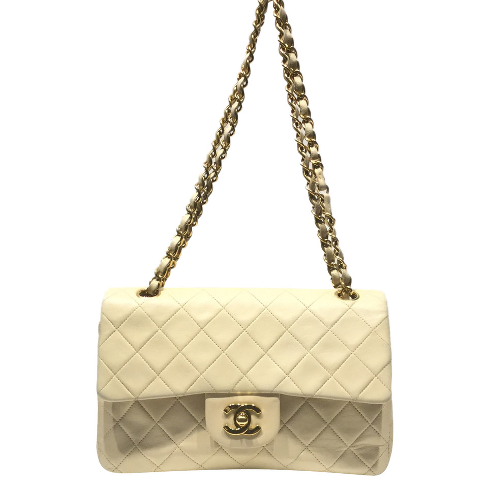Chanel Classic Flap Bag en Cuir en Beige