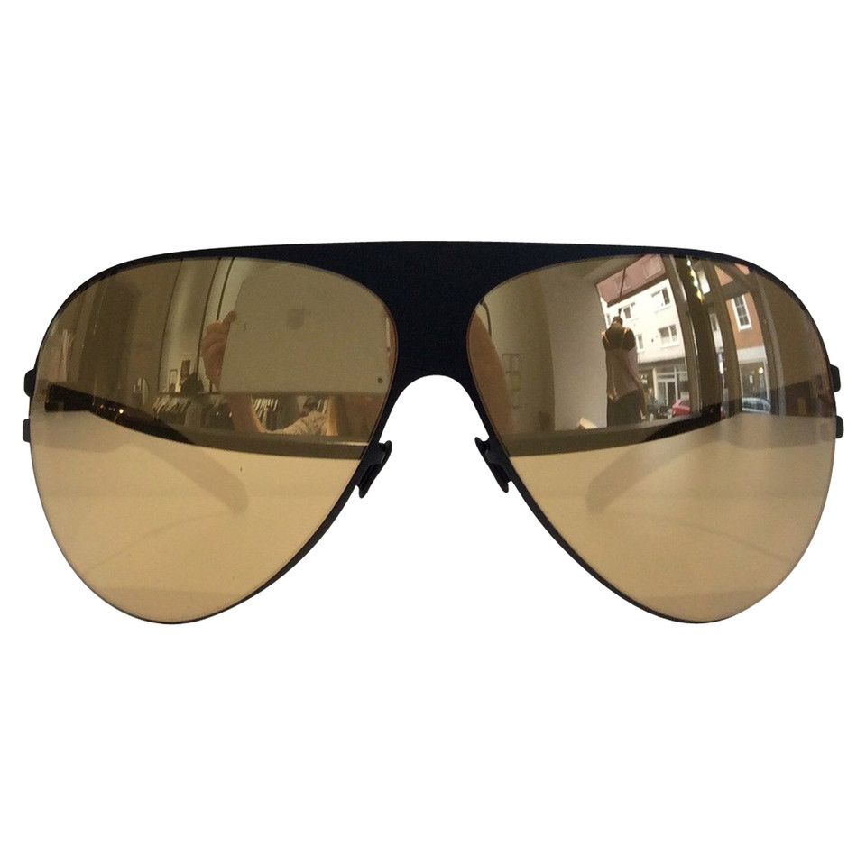 Mykita Zonnebril met gouden coating