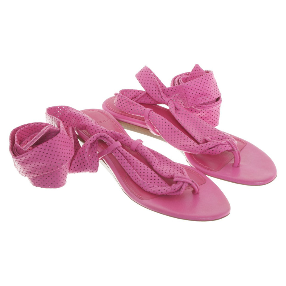 Givenchy Toe separator in pink