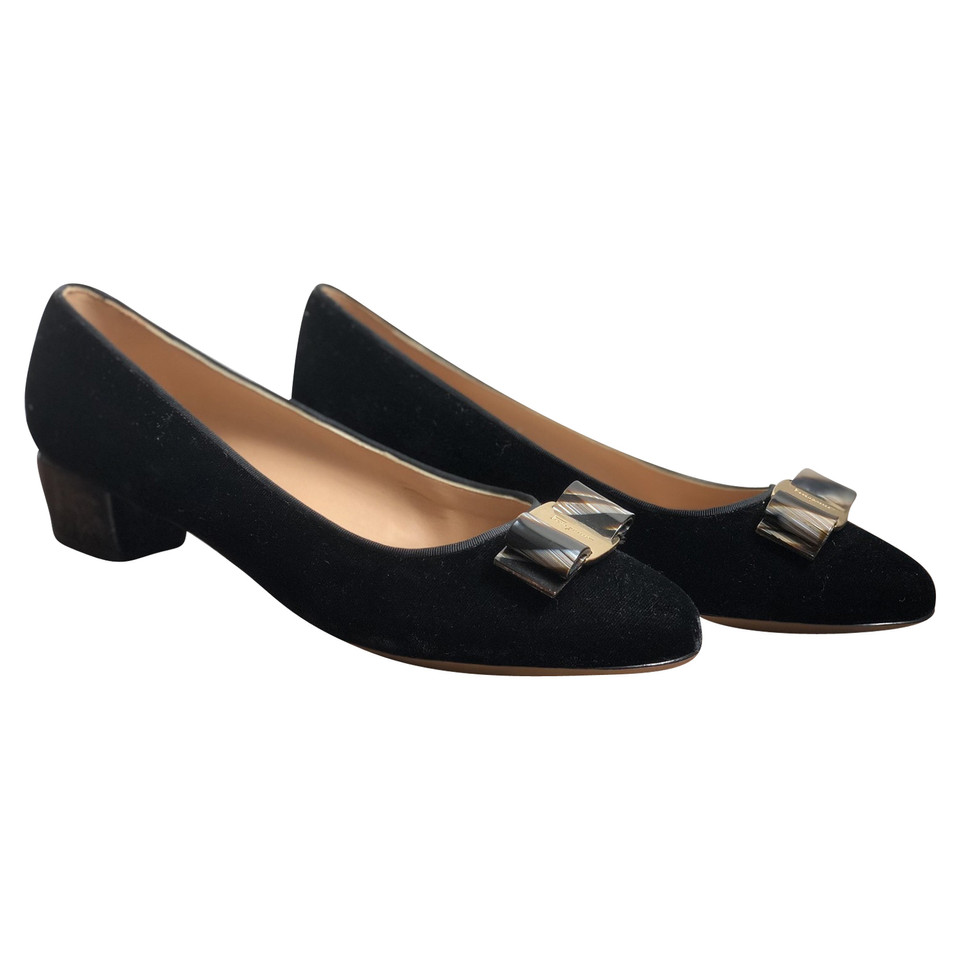 Salvatore Ferragamo Ballerinas with bow