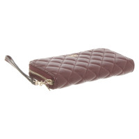 Guess Bag/Purse Leather in Bordeaux