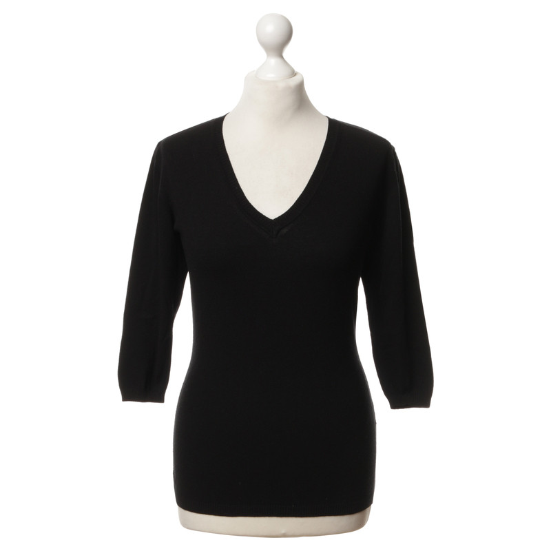 René Lezard Sweater in black 