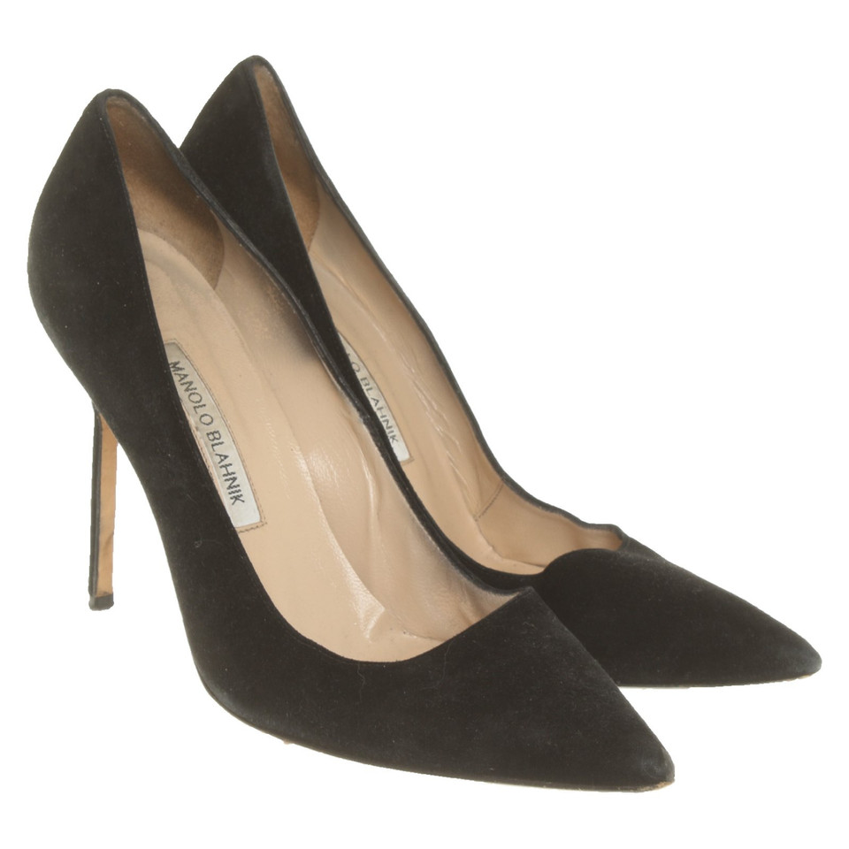 Manolo Blahnik Pumps/Peeptoes Suede in Black