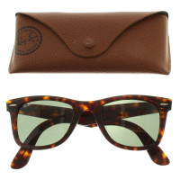 Ray Ban "Wayfarer" sunglasses in brown