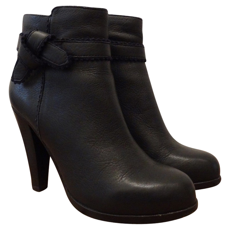 See By Chloé Ankle boots in black