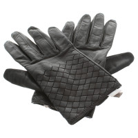 Bottega Veneta Leather gloves in black
