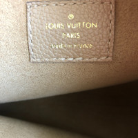 Louis Vuitton Clutch aus Monogram Canvas