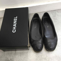 Chanel Black ballerinas