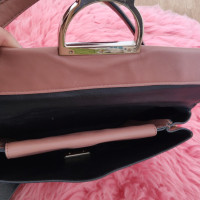 Coccinelle rosa polveroso Flap Bag