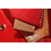 Louis Vuitton Reade PM in Pelle verniciata in Rosso