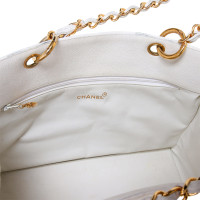 Chanel Vintage shoppers