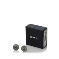 Chanel CC Clip rond sur les boucles d'oreilles