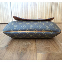 Louis Vuitton Musette Salsa GM Leather in Brown
