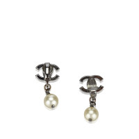 Chanel Orecchini pendenti con perla in oro