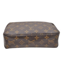 Louis Vuitton Toilette Trousse 23