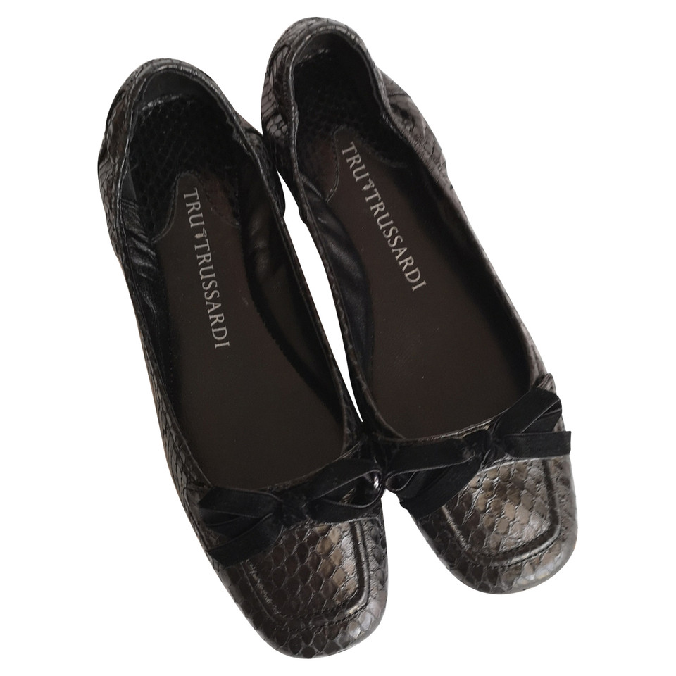 Trussardi Slipper/Ballerinas aus Leder in Schwarz