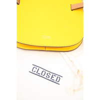 Closed Mini Tas in geel