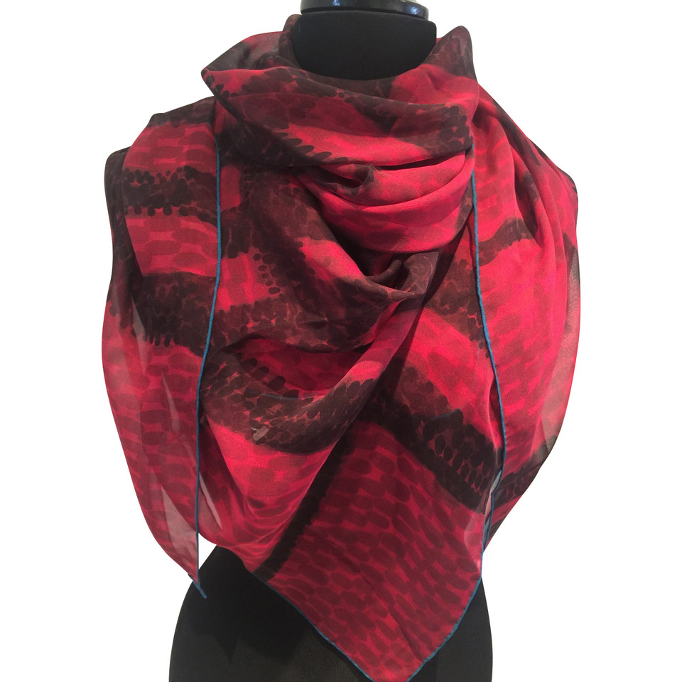 Burberry Silk scarf with pattern