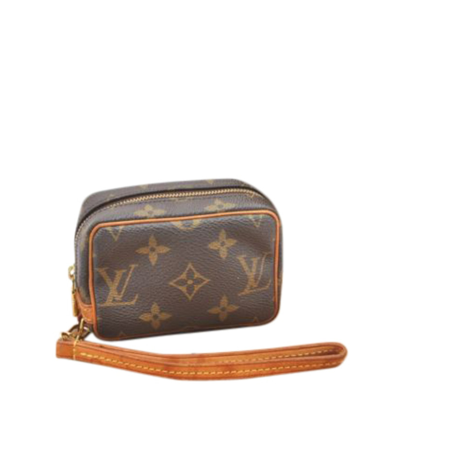 Louis Vuitton Trousse Wapiti