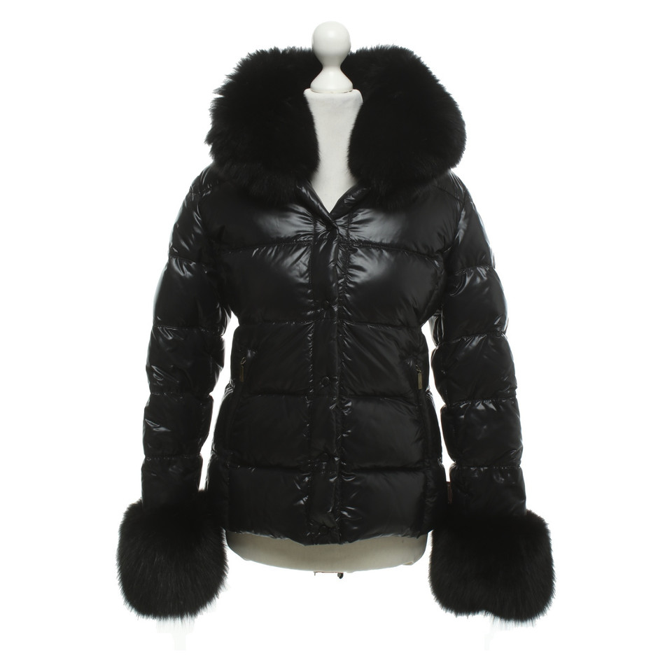 Moncler Steppjacke mit Pelzbesatz