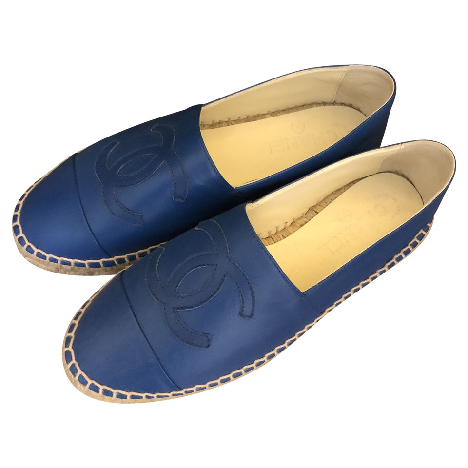 Chanel Slippers/Ballerinas Leather in Blue