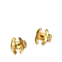 Chanel Orecchini con clip a tono oro CC